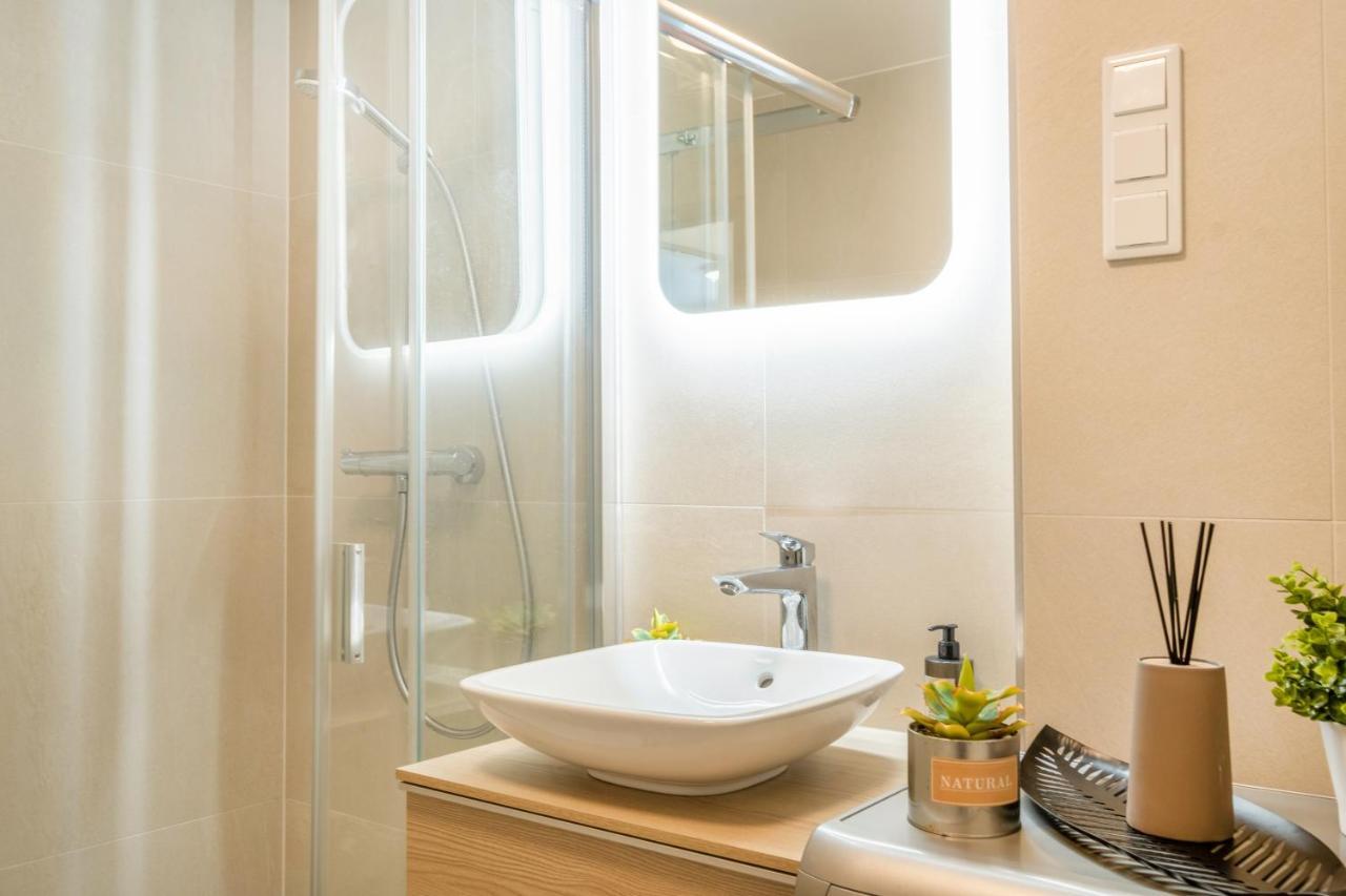 Myflat Coral Premium Suite Siofok Exterior photo